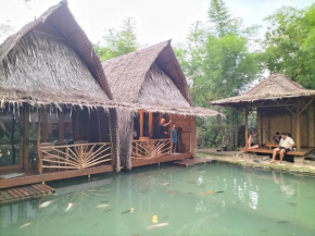 Pulo Rumbia Bungalows & JungleTREK